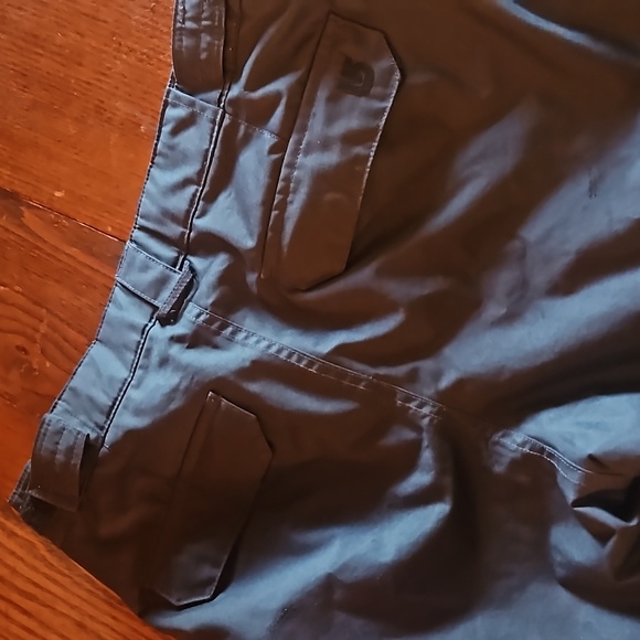 Burton Ski pants. - Picture 6 of 8